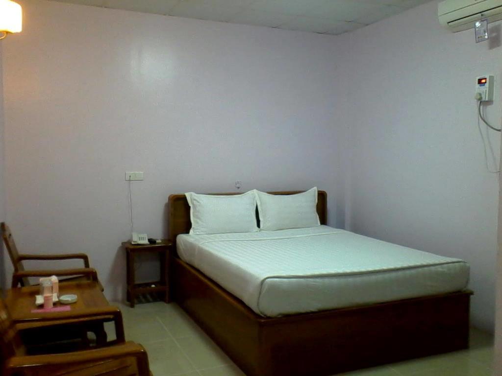 Aung Tha Pyay Hotel 3 Yangon Camera foto