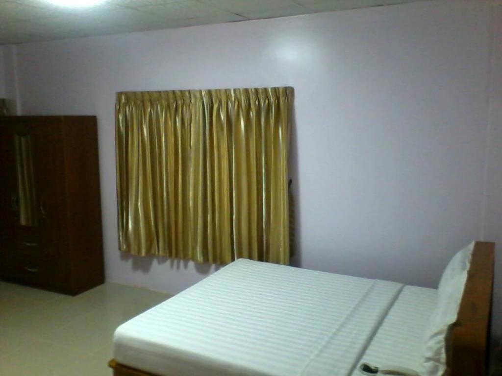 Aung Tha Pyay Hotel 3 Yangon Camera foto
