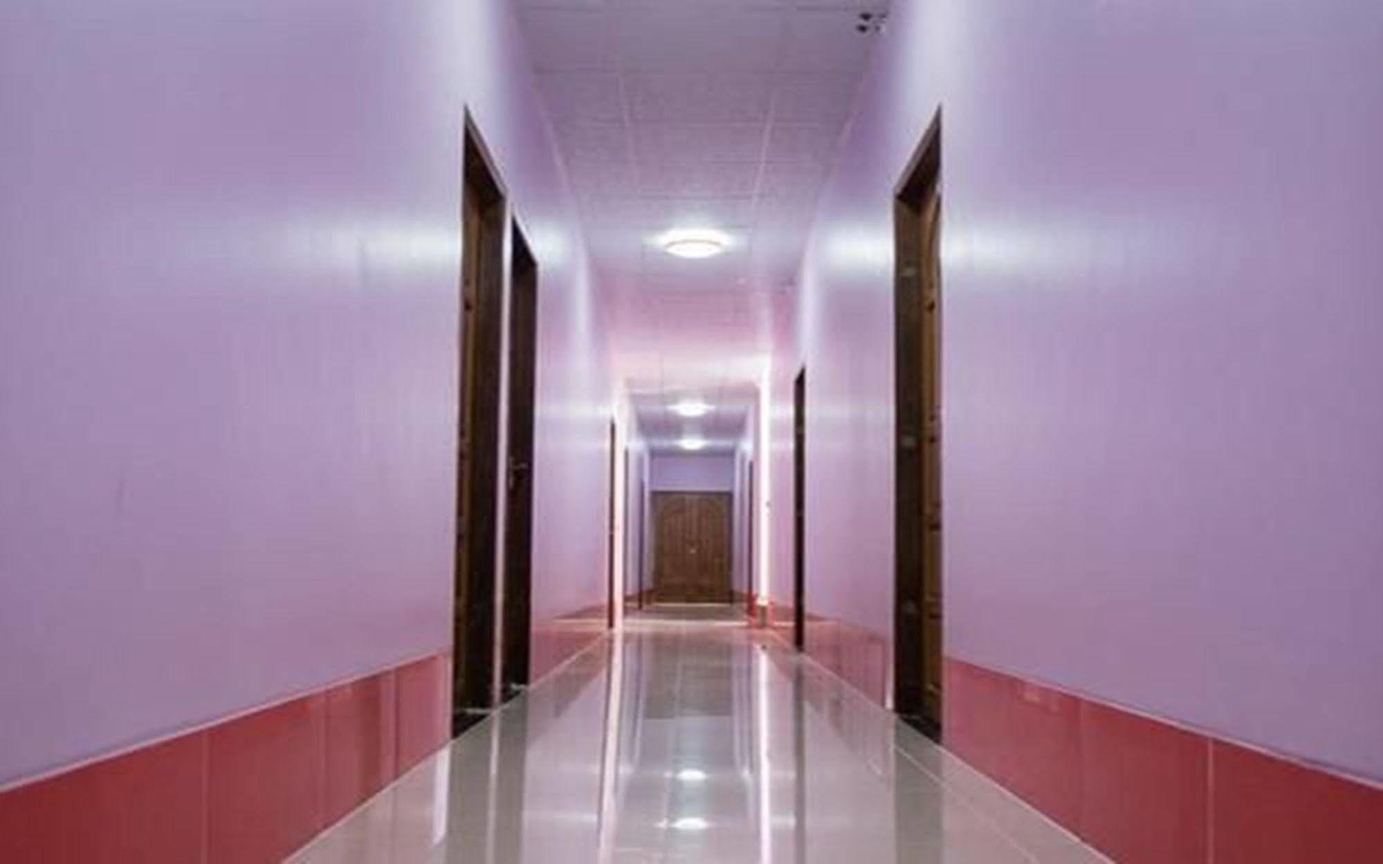 Aung Tha Pyay Hotel 3 Yangon Esterno foto